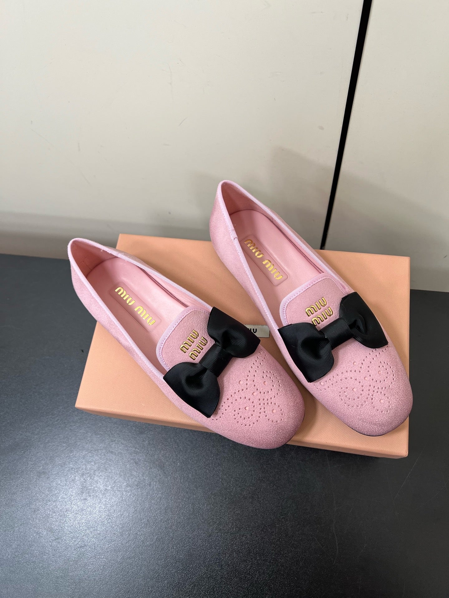 LOAFERS WITH BOW IN PINK SUEDE - 35