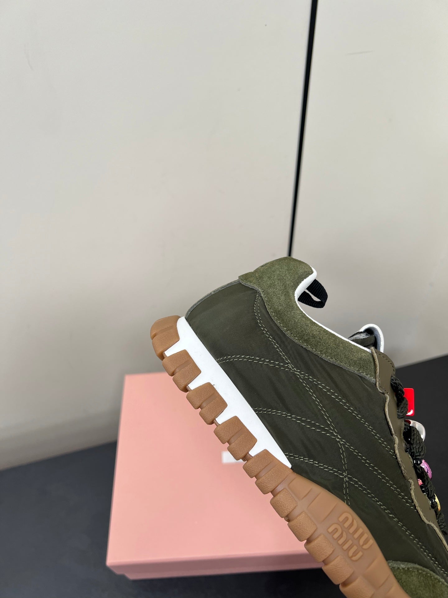 TYRE SNEAKERS IN DARK GREEN TECHNICAL FABRIC AND SUEDE WITH STICKER - 34