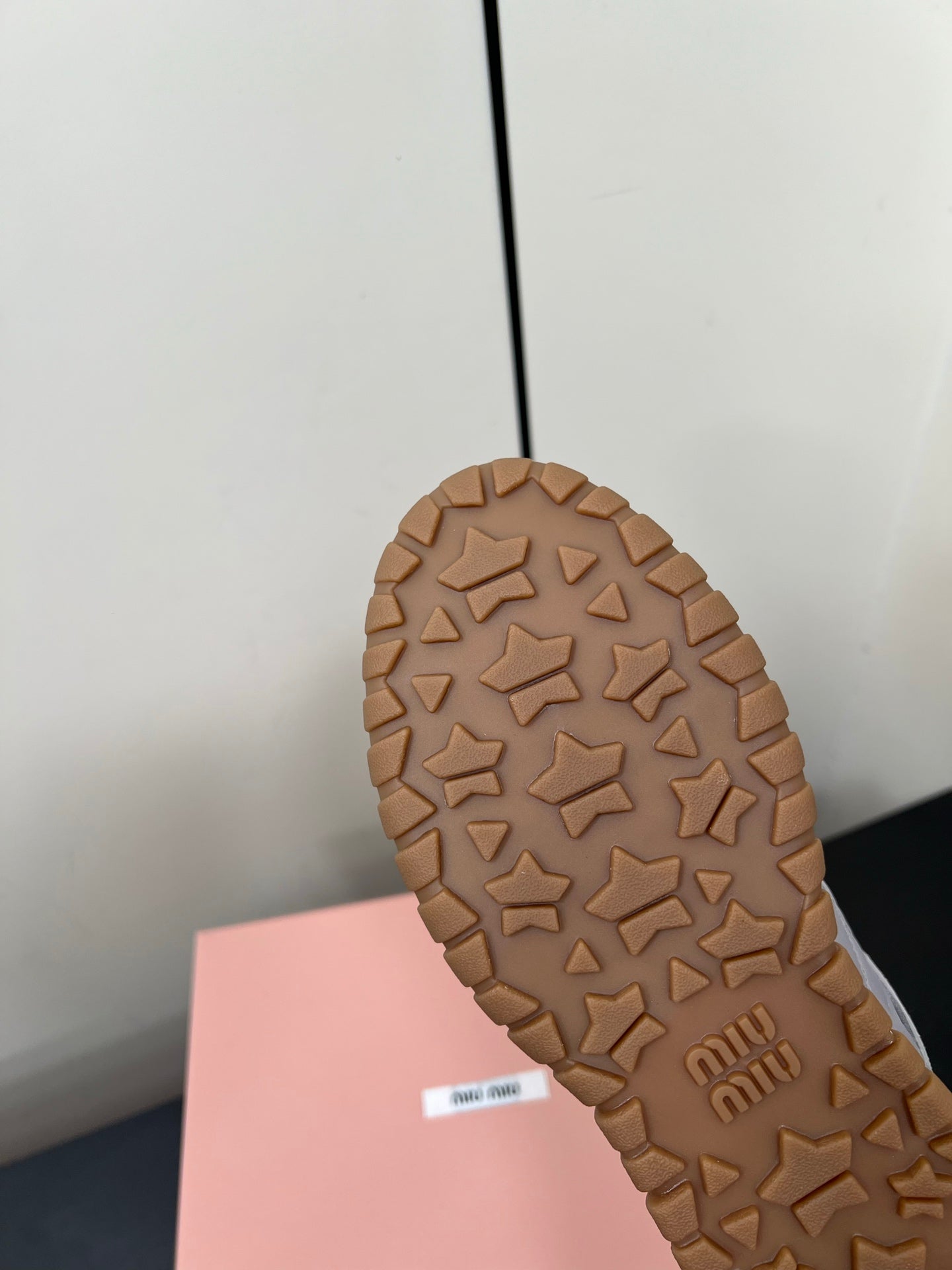 TYRE SNEAKERS IN GREY TECHNICAL FABRIC AND SUEDE WITH STICKER - 34