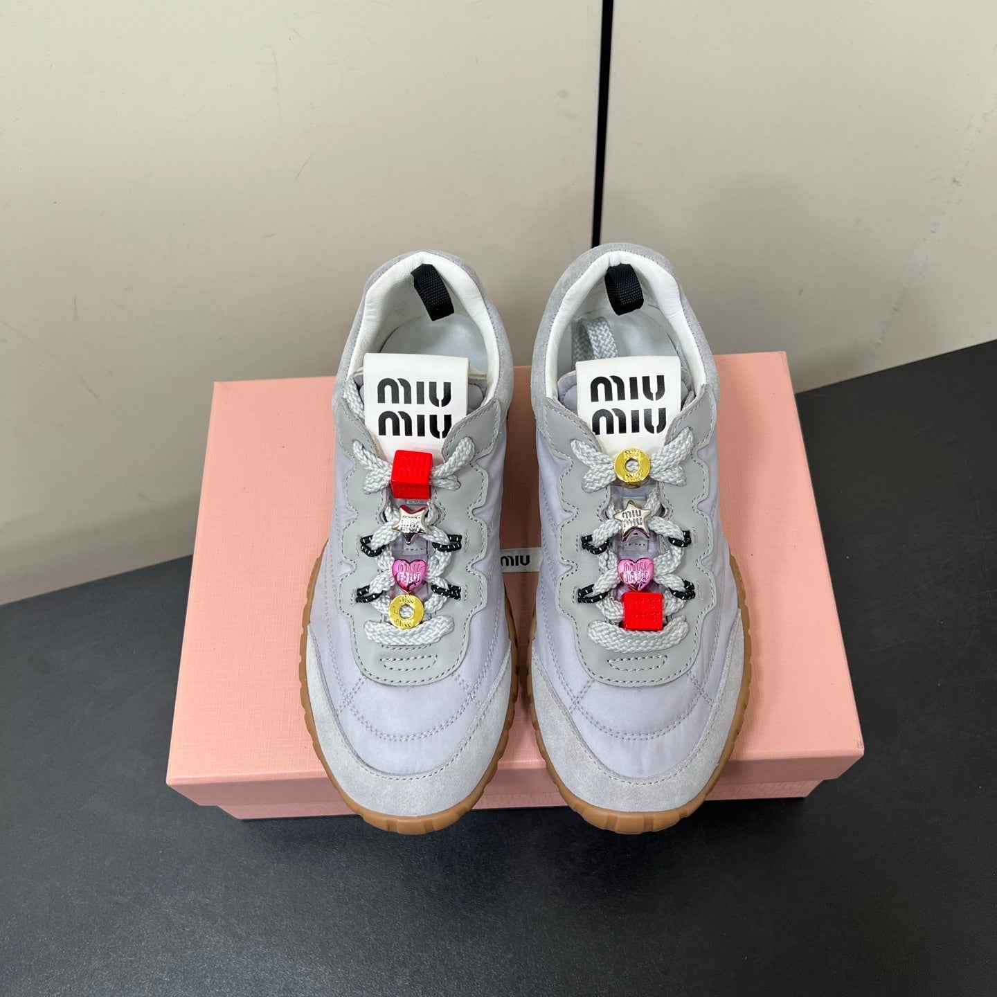 TYRE SNEAKERS IN GREY TECHNICAL FABRIC AND SUEDE WITH STICKER - 34