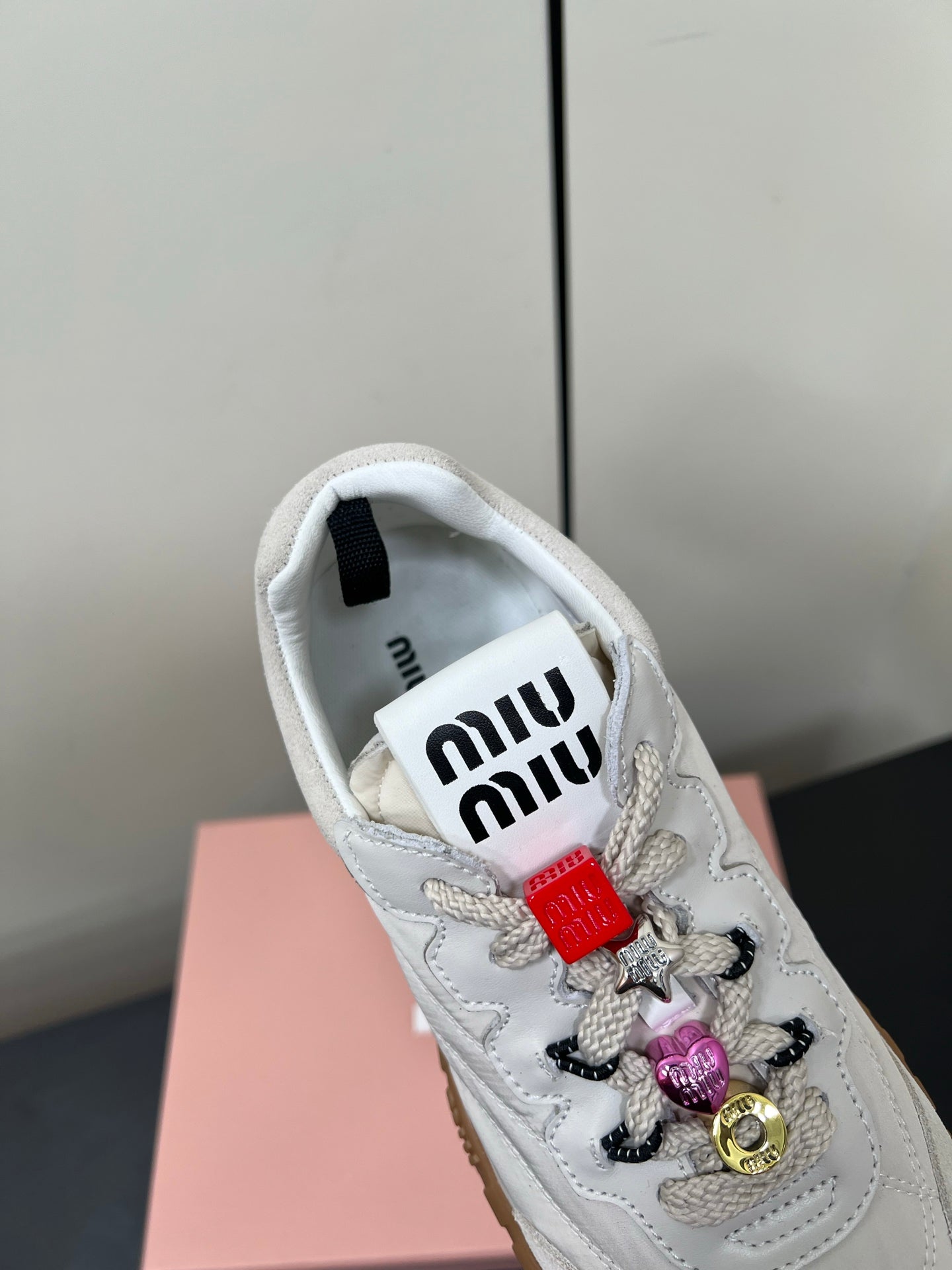 TYRE SNEAKERS IN OFF WHITE TECHNICAL FABRIC AND SUEDE WITH STICKER - 34