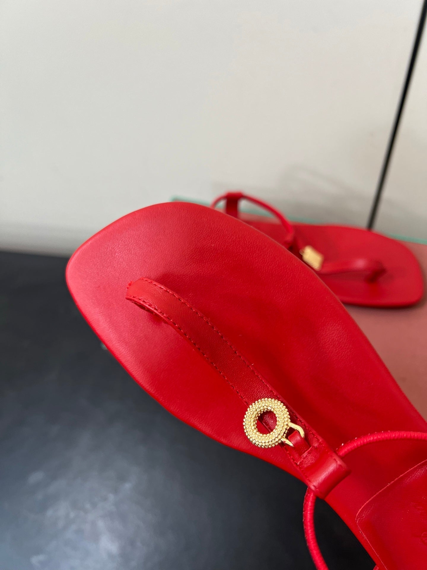 LP MINDIL SANDAL IN RED LAMBSKIN - 35