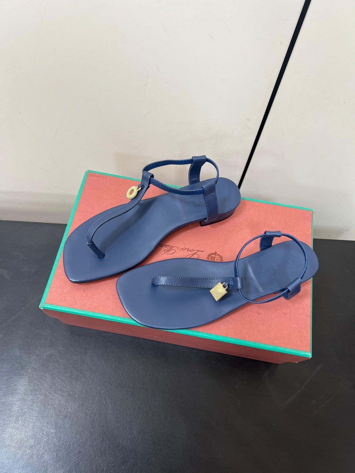 LP MINDIL SANDAL IN COBALT BLUE LAMBSKIN - 35