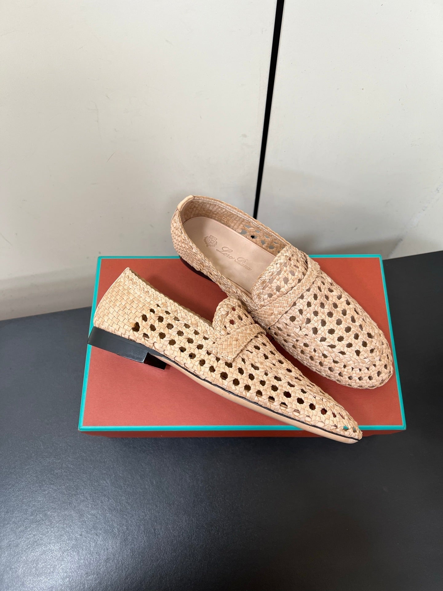 LP LOAFERS 25S IN BEIGE LAMBSKIN - 35