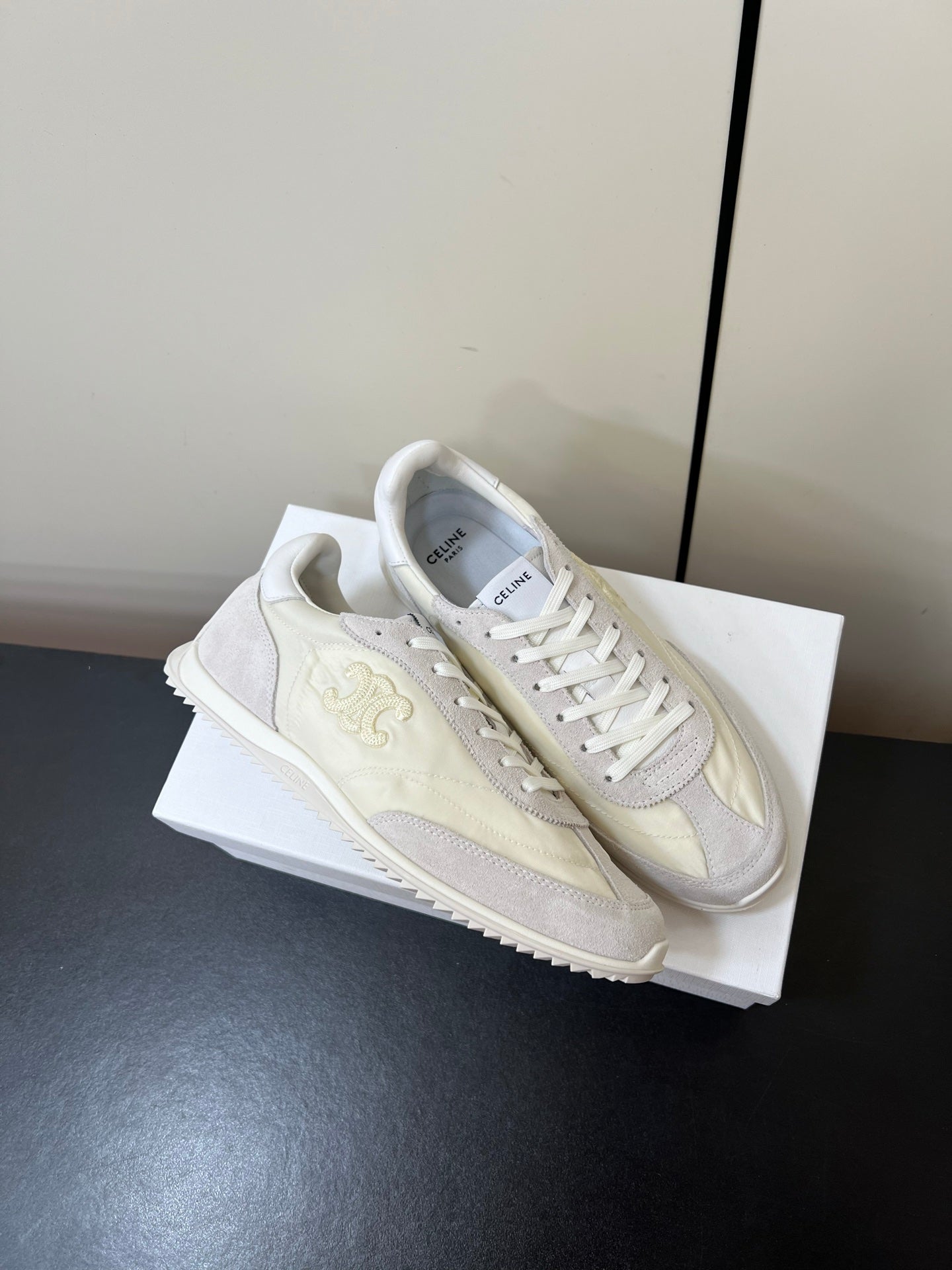 CELINE 25S RACER FORREST GUMP SNEAKERS IN IVORY AND GRAY MERCERIZED CALFSKIN - 35