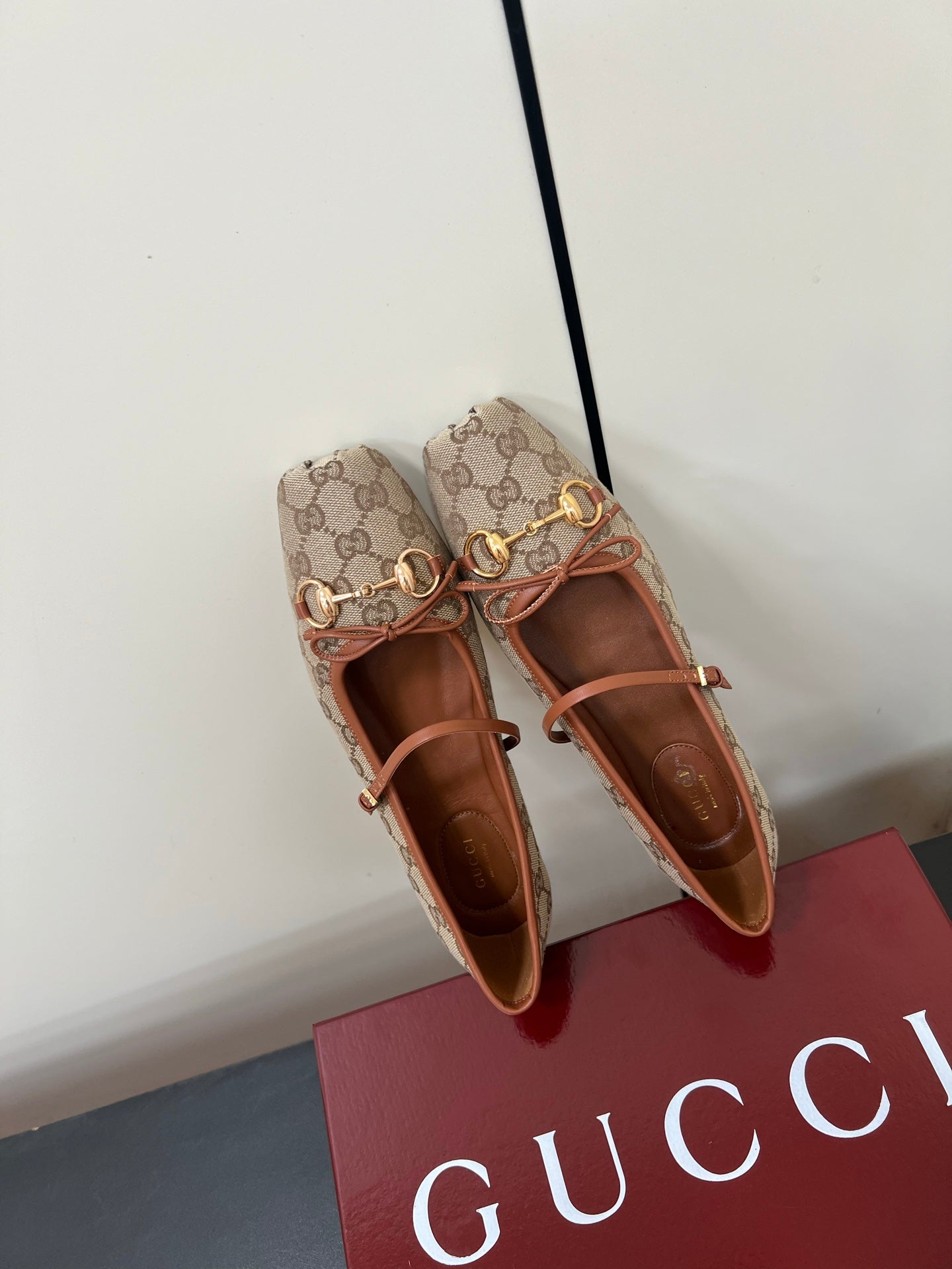 GG MARY JANE 25S IN MINK BROWN CANVAS MIX LAMBSKIN WITH GOLD HARDWARE - 35