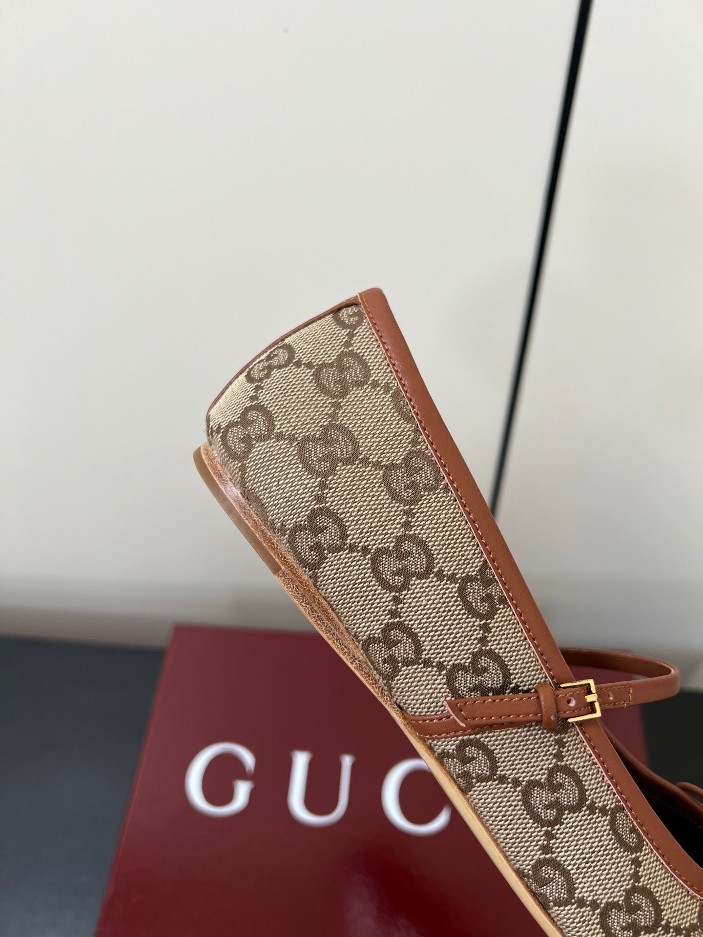 GG MARY JANE 25S IN MINK BROWN CANVAS MIX LAMBSKIN WITH GOLD HARDWARE - 35