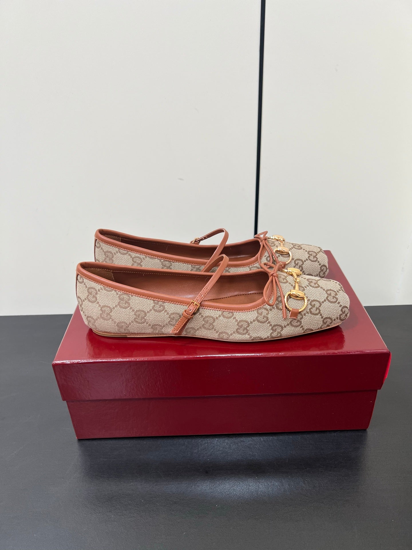 GG MARY JANE 25S IN MINK BROWN CANVAS MIX LAMBSKIN WITH GOLD HARDWARE - 35