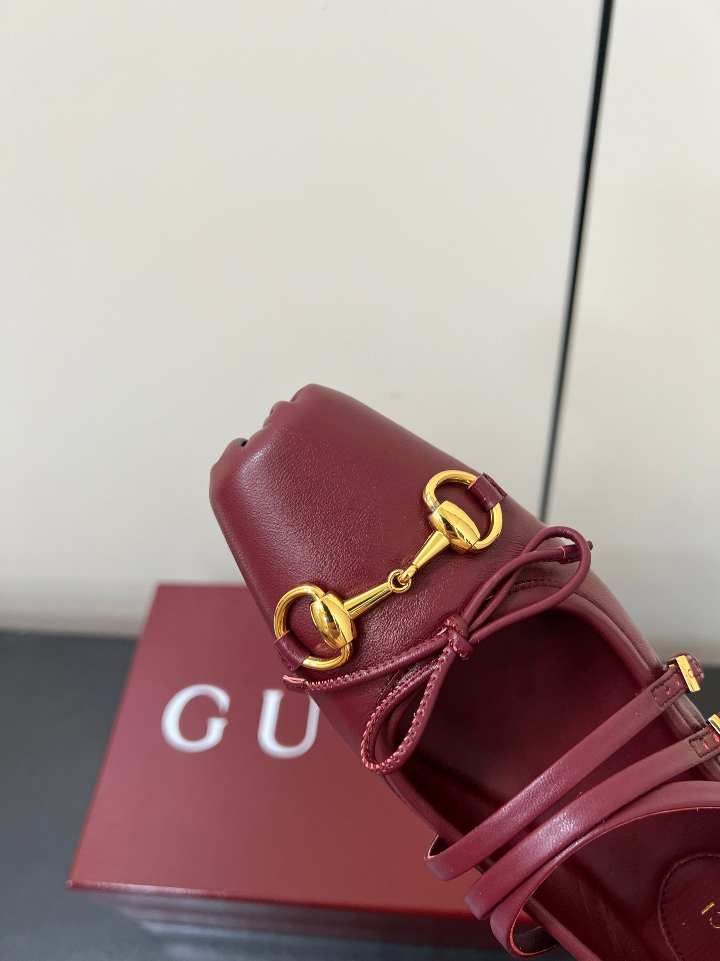 GG MARY JANE 25S IN RED LAMBSKIN WITH GOLD HARDWARE - 35