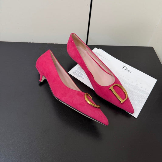 DIOR 26S ГОСТРОНОСІ ВИСОКІ ПІДБОРИ 35 ММ ЗІ ЗАМШІ КОЛЬОРУ МАЛИНОВОЇ ЧЕРВОНІ ЗОЛОТИСТА ФУРНІТУРА