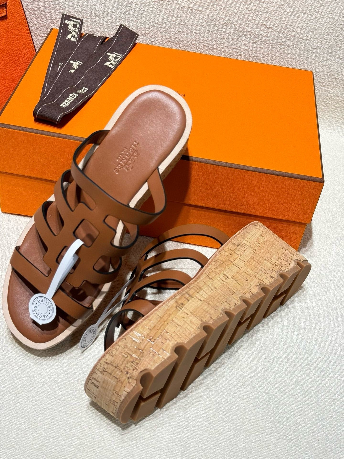 ISABELLA SANDAL CARAMEL CALFSKIN - 35