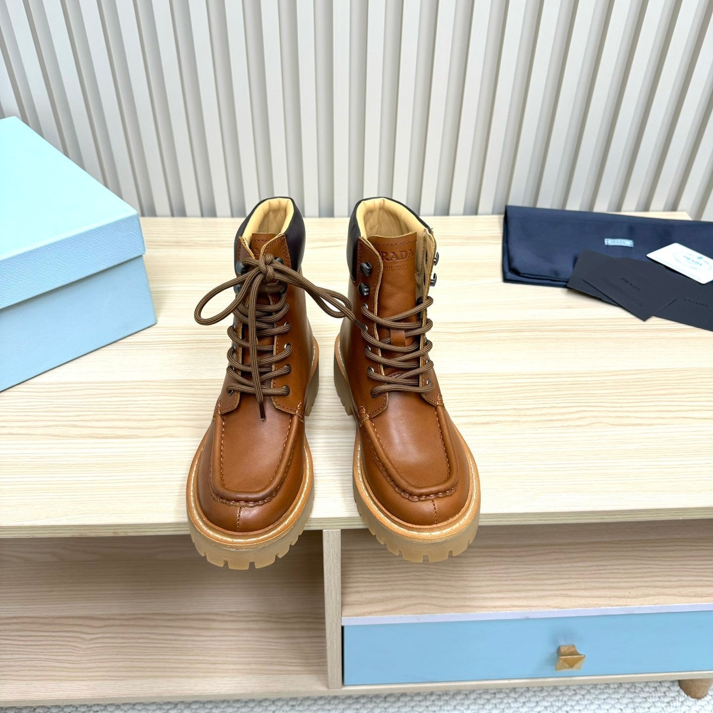 PRADA 25S LACE-UP ANKLE BOOTS IN BROWN CALFSKIN - 35