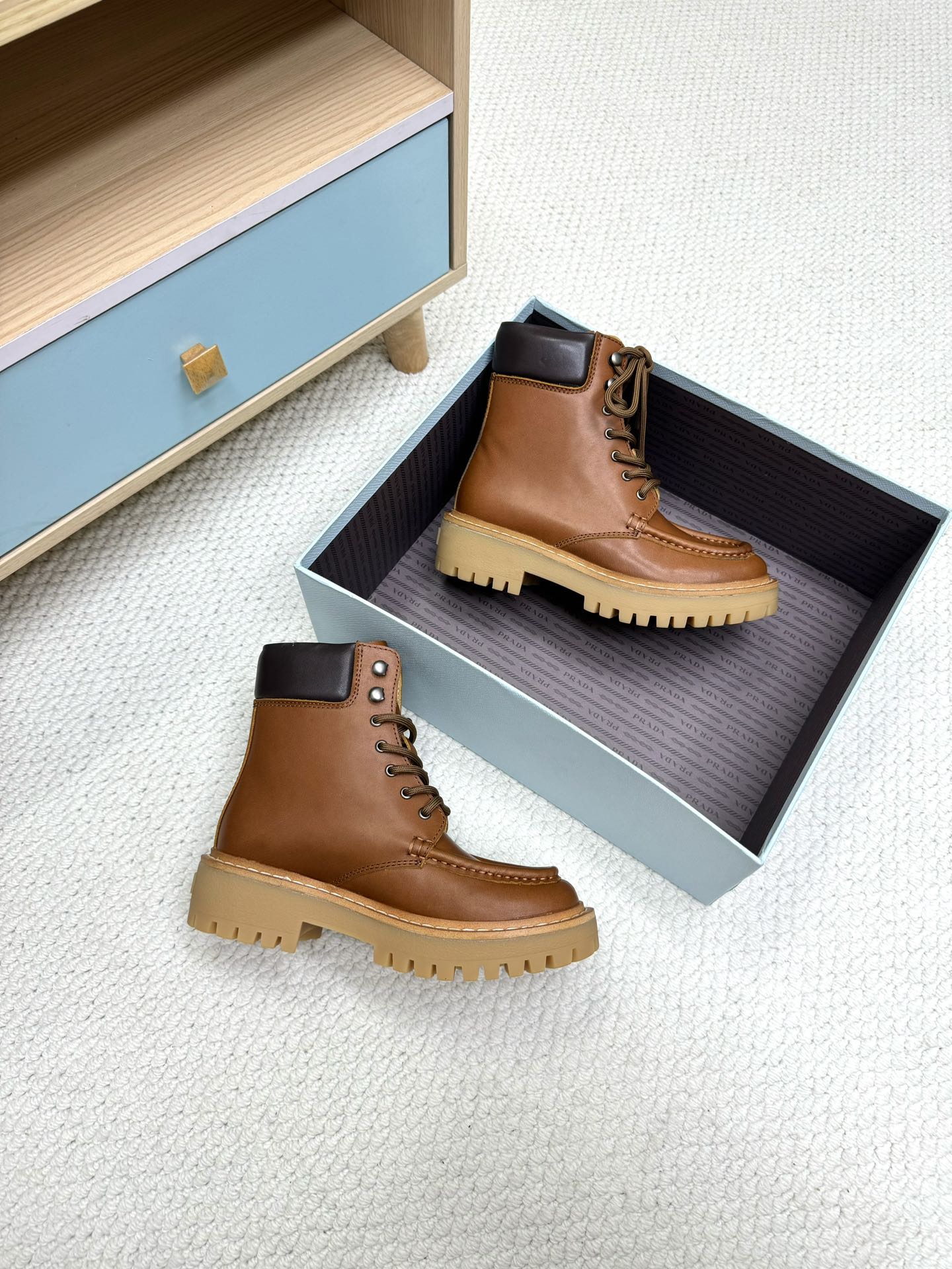 PRADA 25S LACE-UP ANKLE BOOTS IN BROWN CALFSKIN - 35
