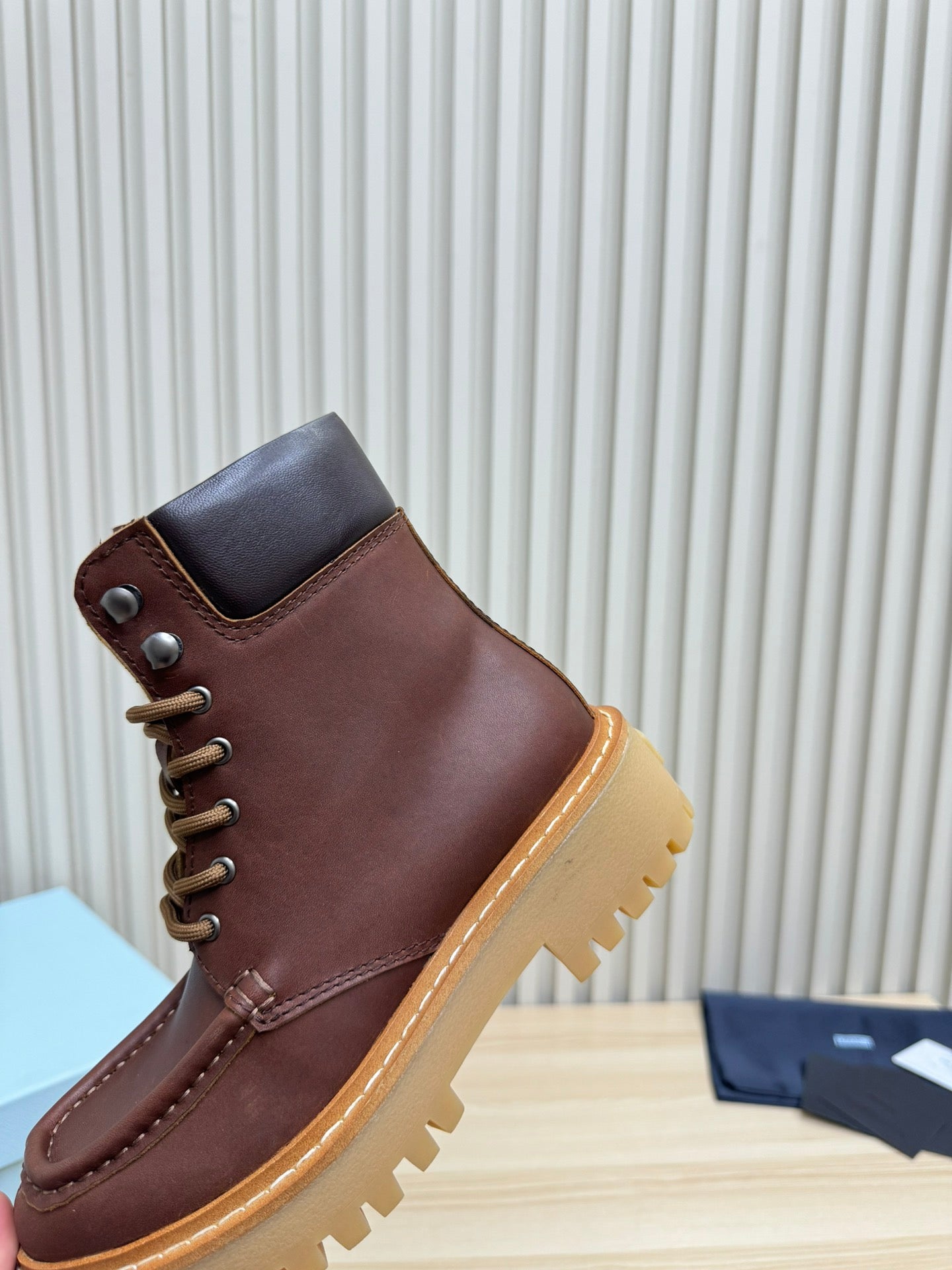 PRADA 25S LACE-UP ANKLE BOOTS IN DARK BROWN CALFSKIN - 35