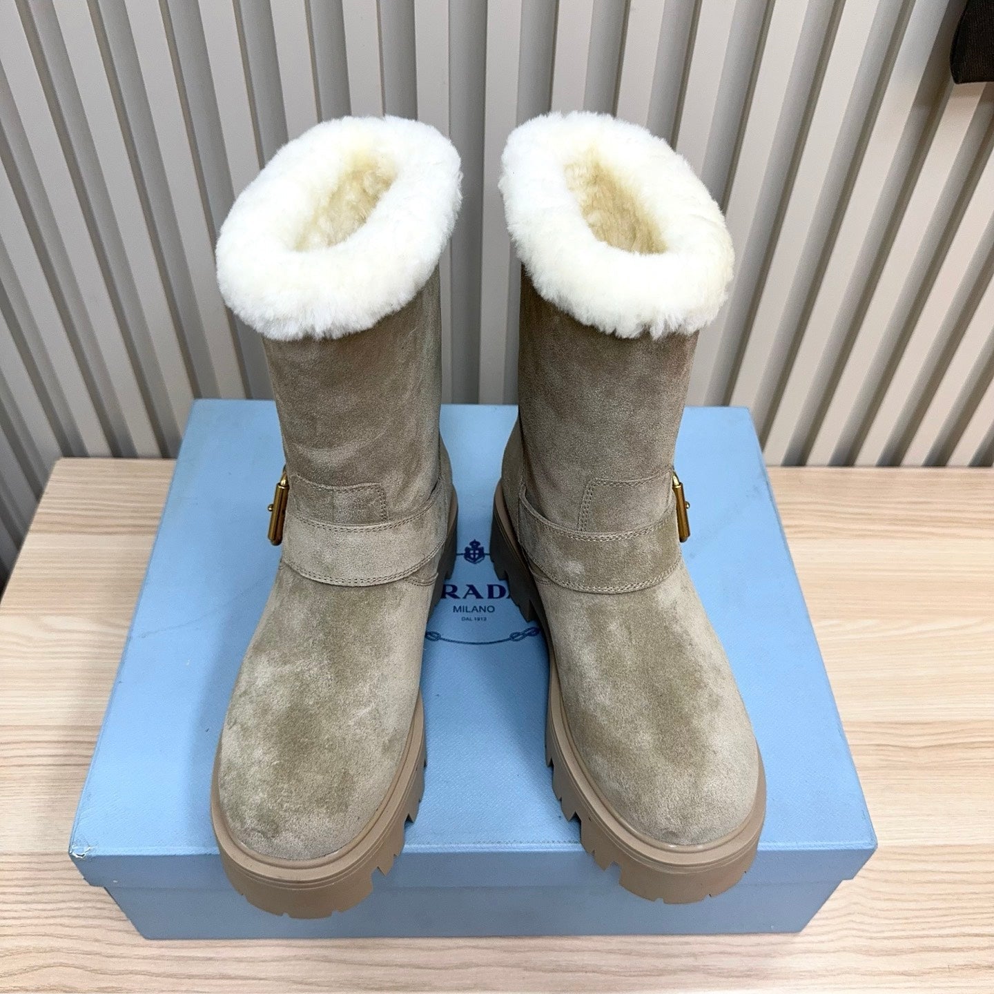 PRADA 25S MARTIN BOOTS IN BEIGE GRAY SUEDE FUR-LINED - 35