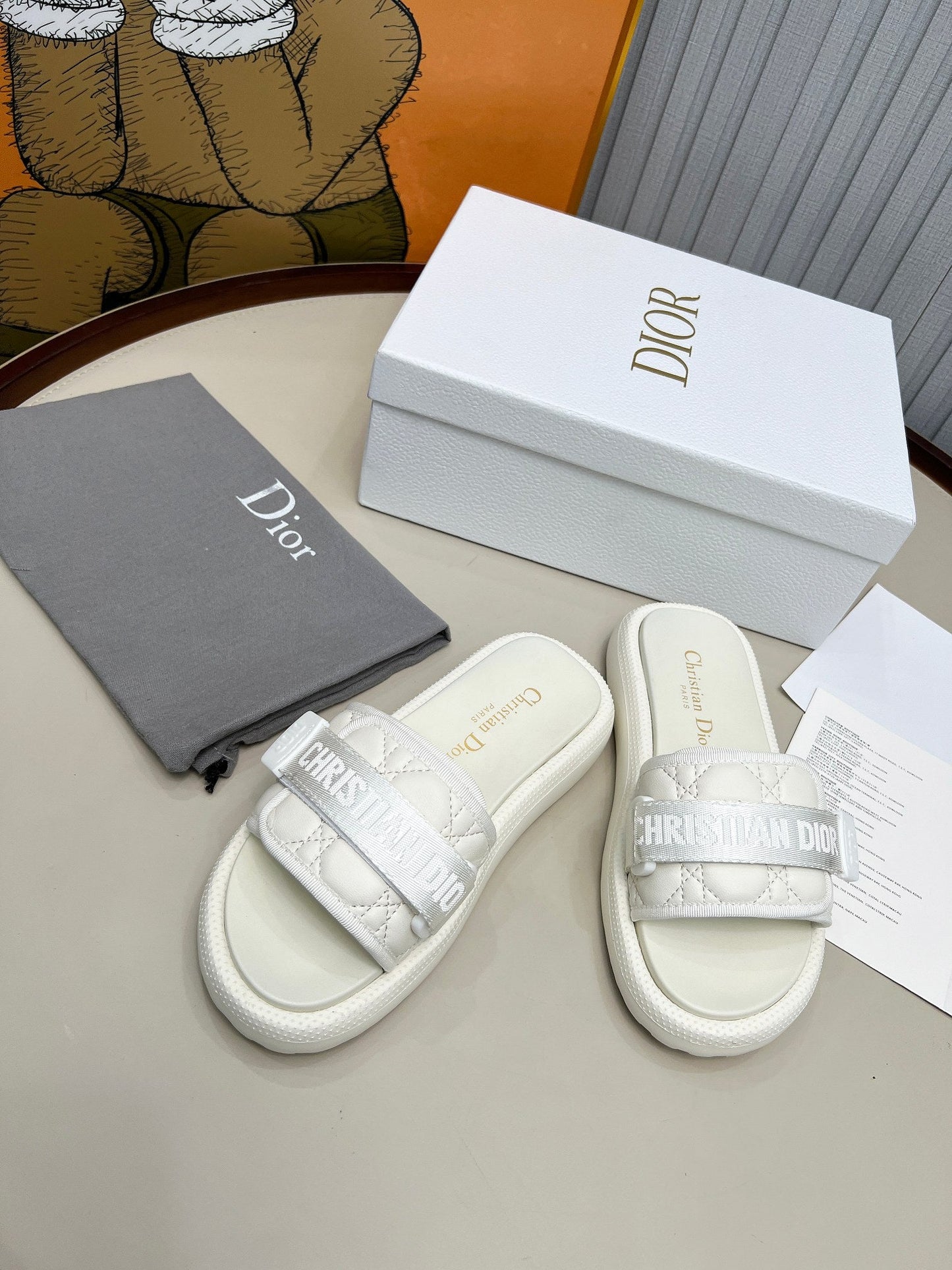 PLATFORM SLIDES 25S 50MM IN WHITE CALFSKIN AND ELECTRIC FABRIC - 35