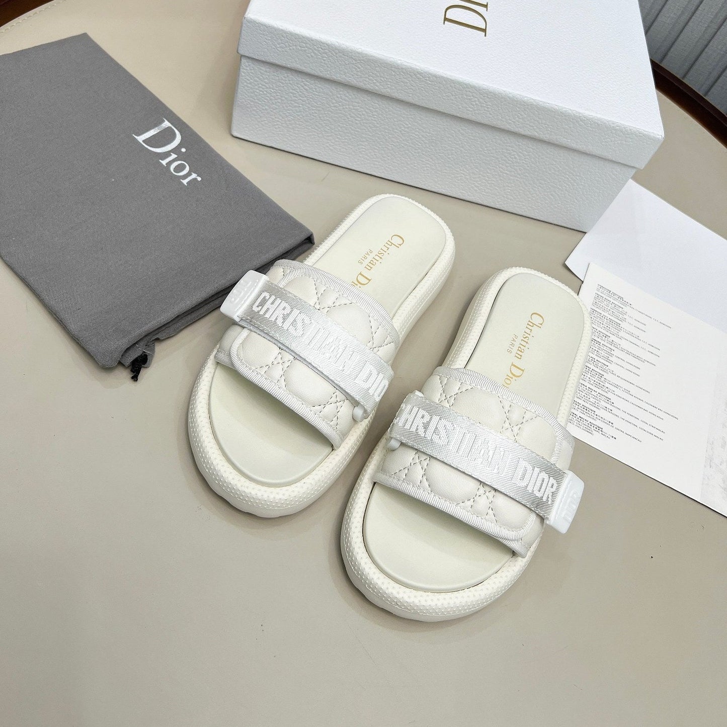 PLATFORM SLIDES 25S 50MM IN WHITE CALFSKIN AND ELECTRIC FABRIC - 35