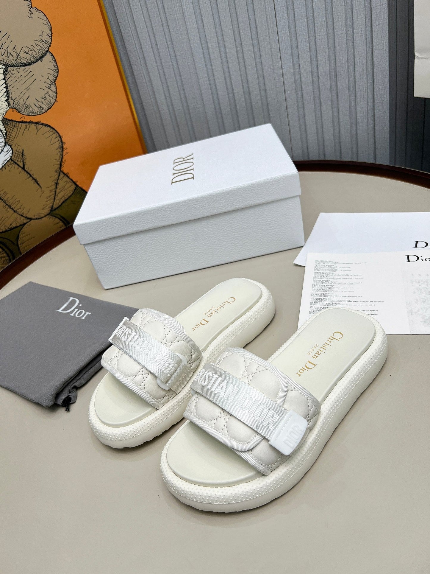 PLATFORM SLIDES 25S 50MM IN WHITE CALFSKIN AND ELECTRIC FABRIC - 35