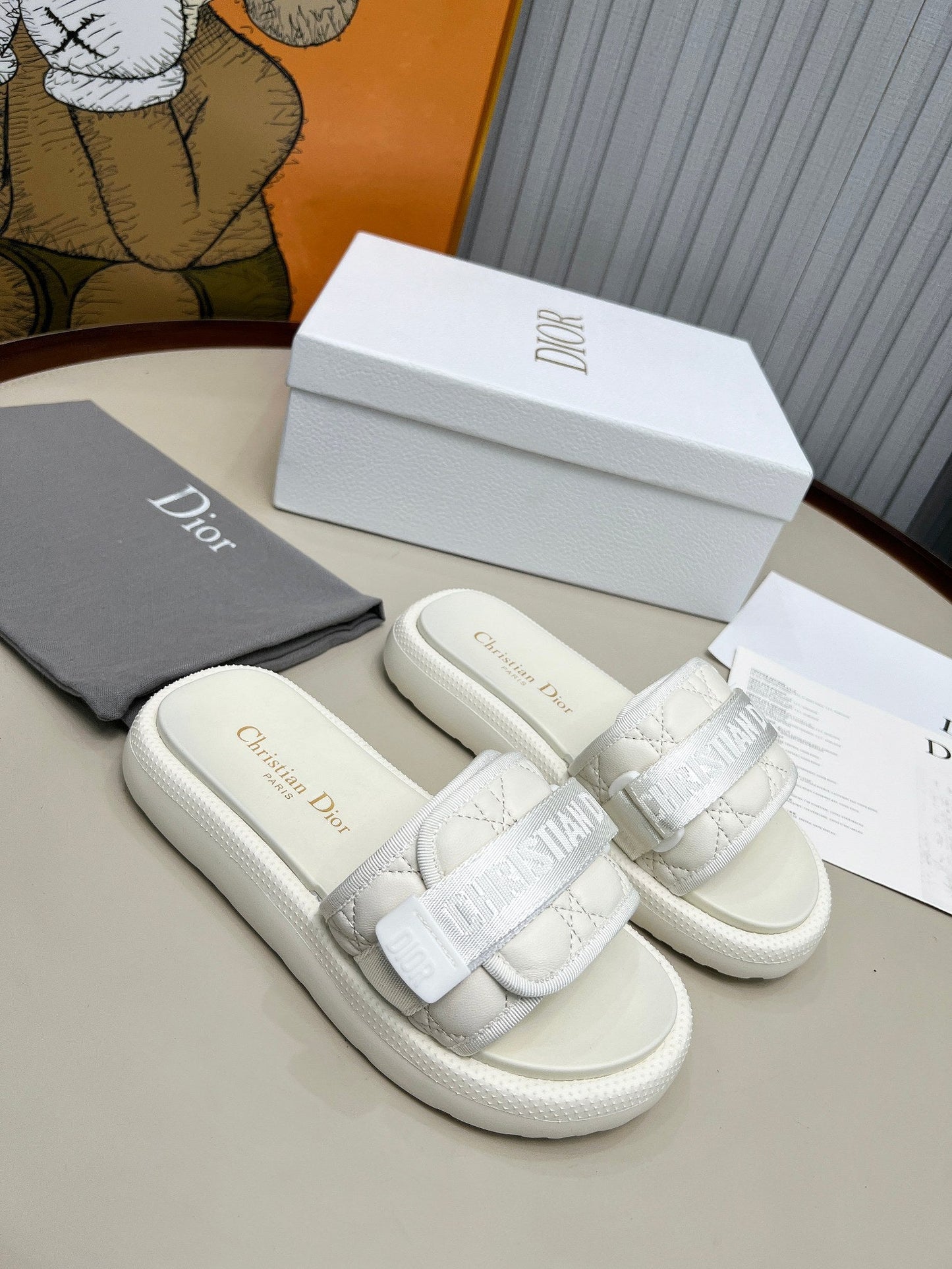 PLATFORM SLIDES 25S 50MM IN WHITE CALFSKIN AND ELECTRIC FABRIC - 35