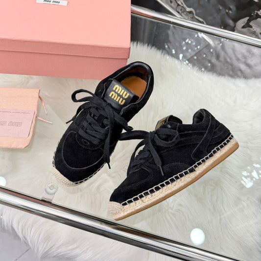 КРОСІВКИ MIUMIU 26S З ЧОРНОЇ ЗАМШІ