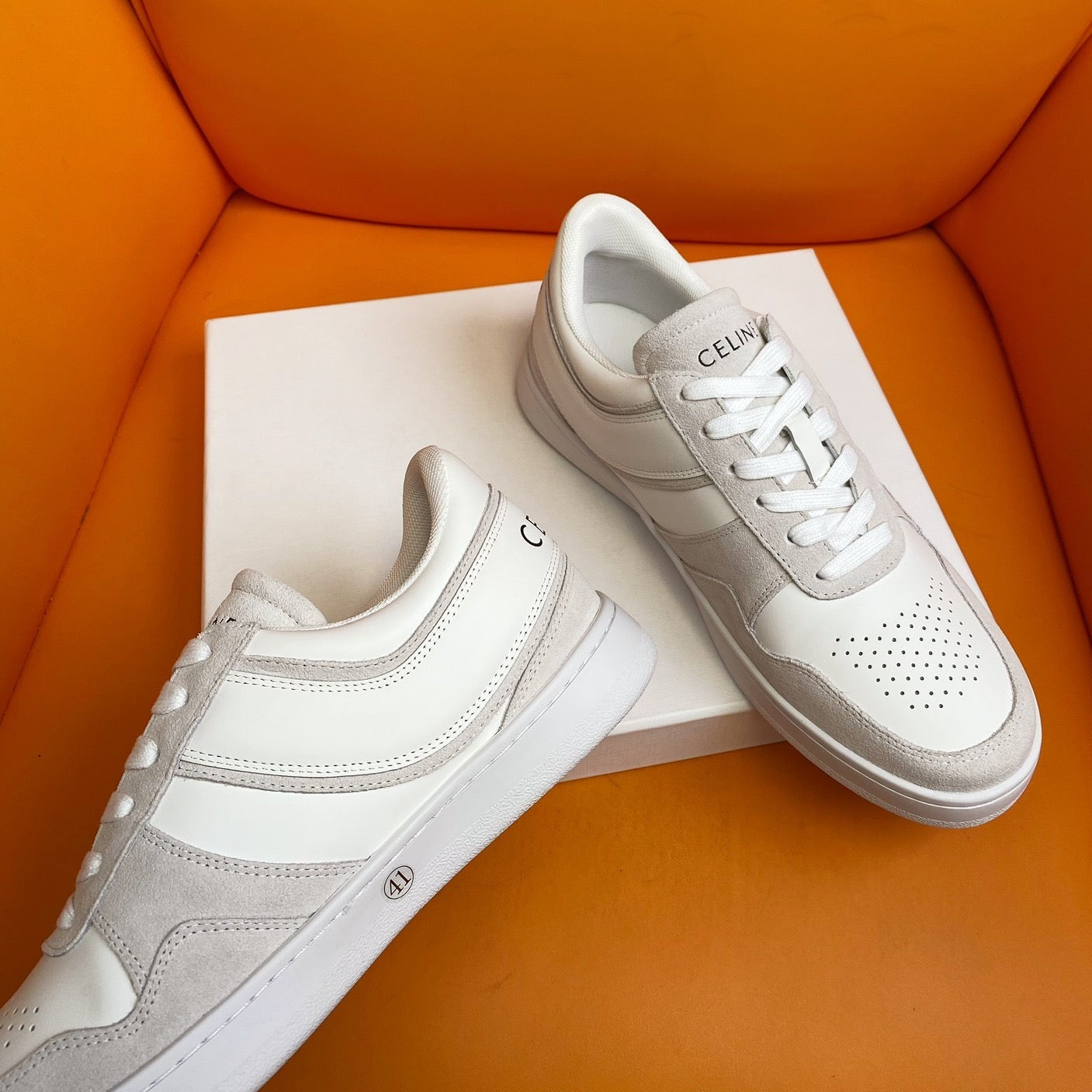 TRAINER LOW LACE-UP SNEAKER IN CALFSKIN OPTIC WHITE PEARL GRAY - 35