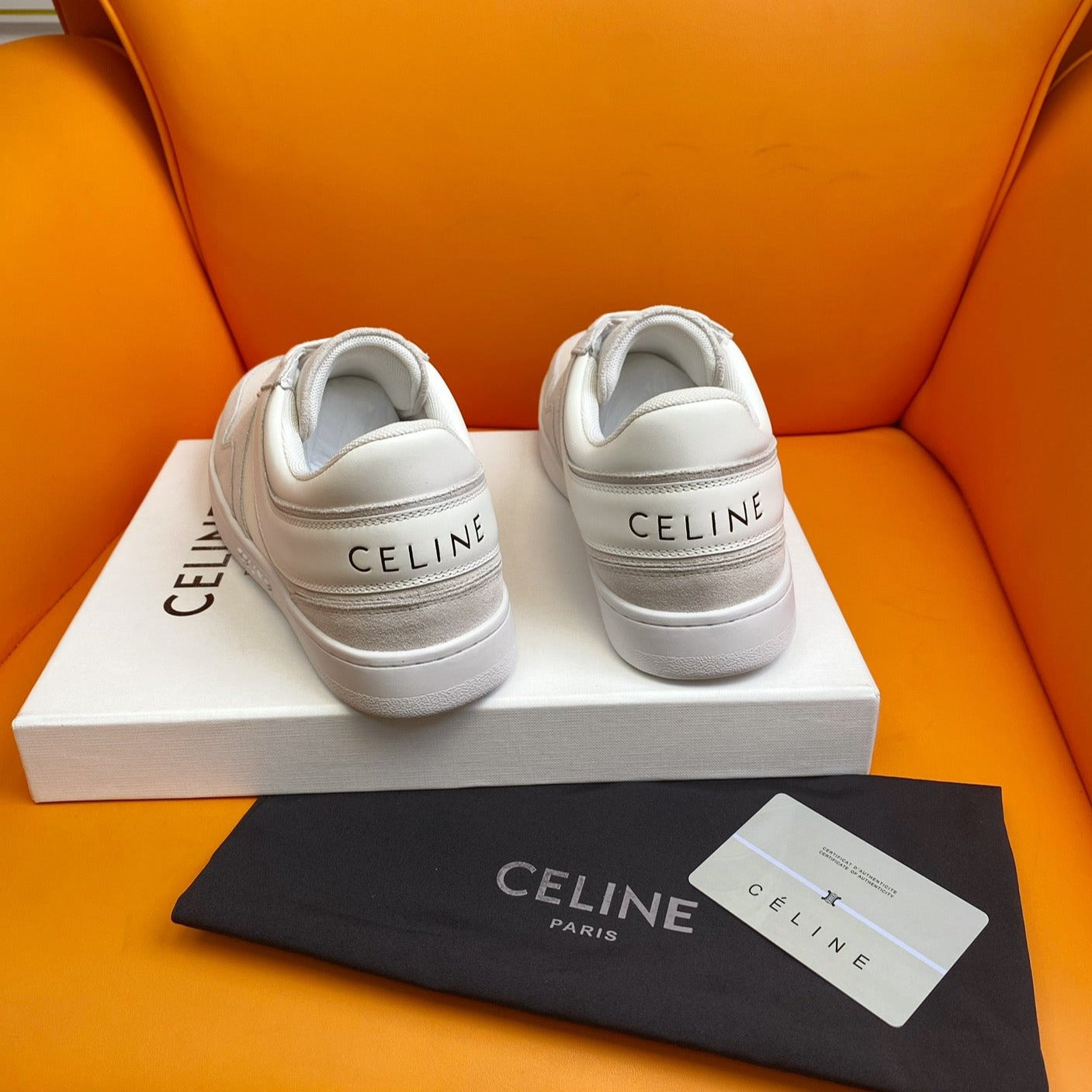 TRAINER LOW LACE-UP SNEAKER IN CALFSKIN OPTIC WHITE PEARL GRAY - 35