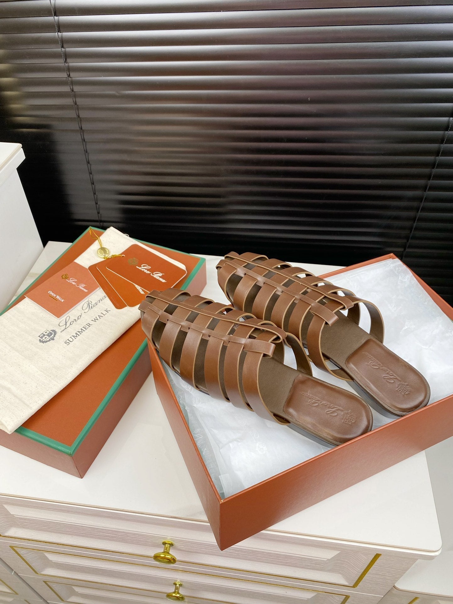 LP KAEDE SANDALS CHOCOLATE CALFSKIN - 35