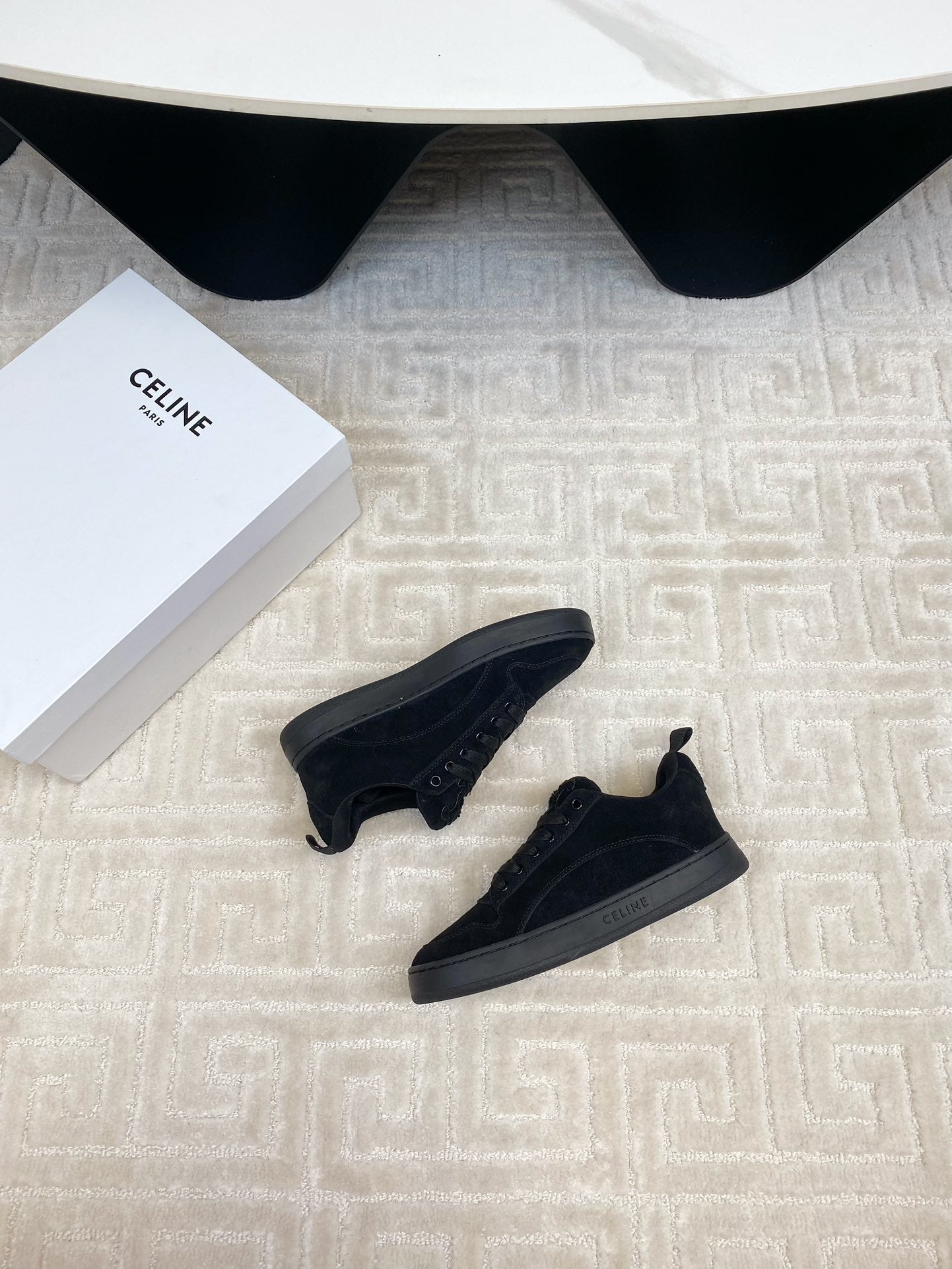 TRAINER SNEAKER IN BLACK SUEDE - 34