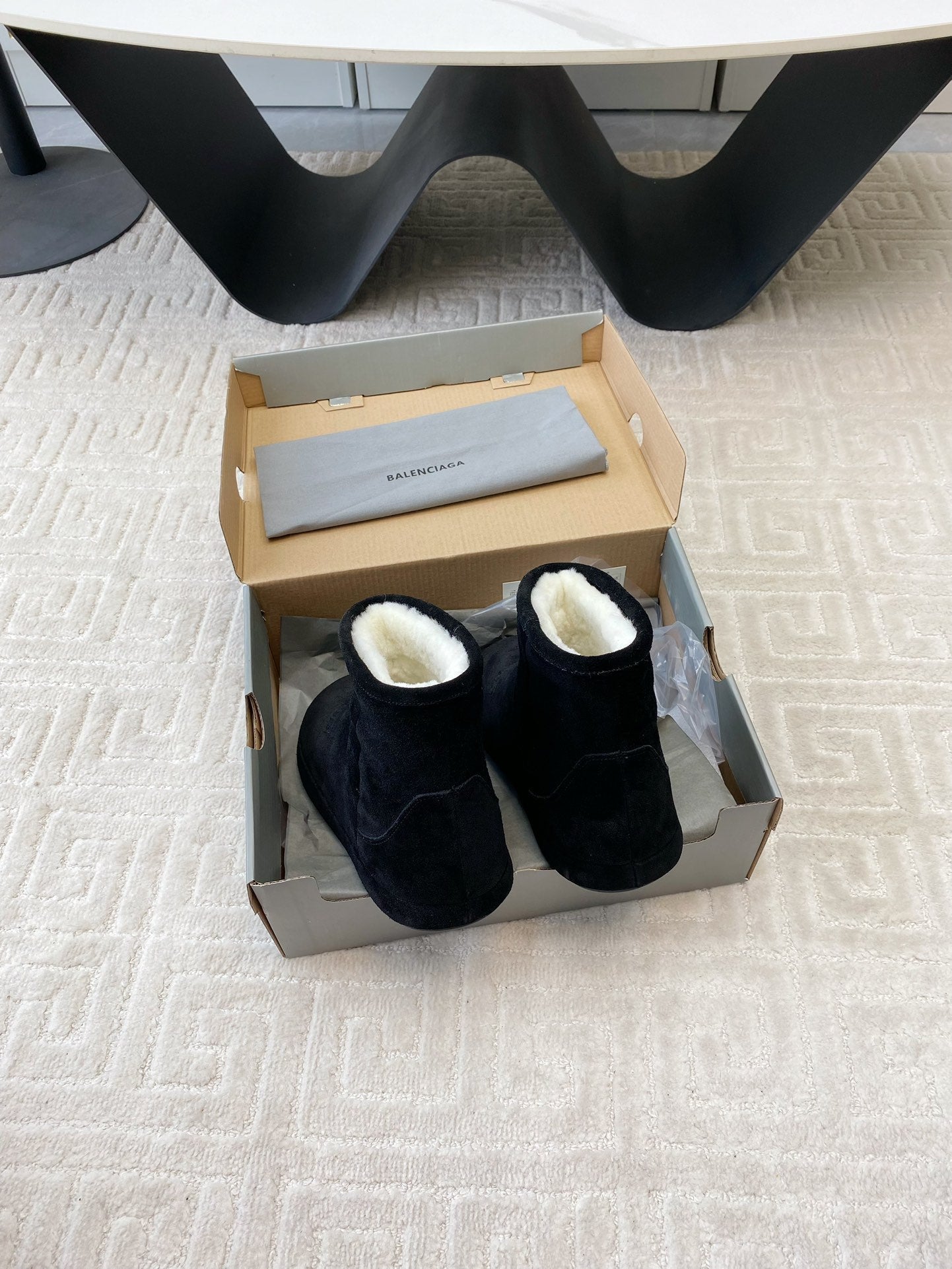 FLAT ANKLE BOOTS IN BLACK SUEDE AND SHEARLING LINING - 35
