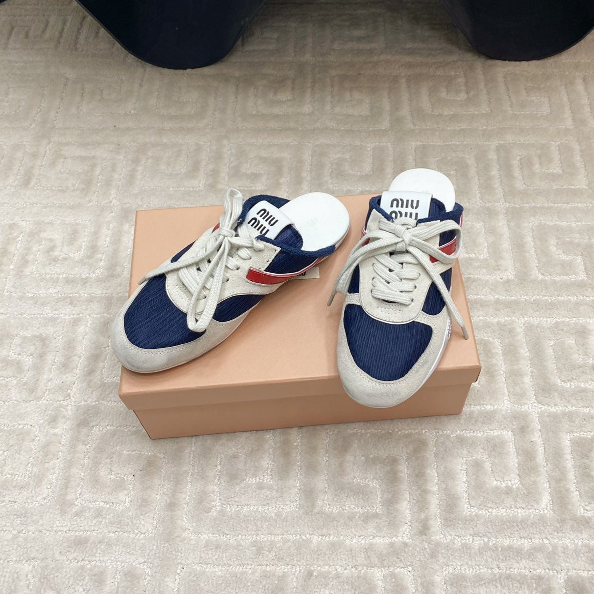 SNEAKER MULES IN NAVY MESH AND BEIGE SUEDE - 35