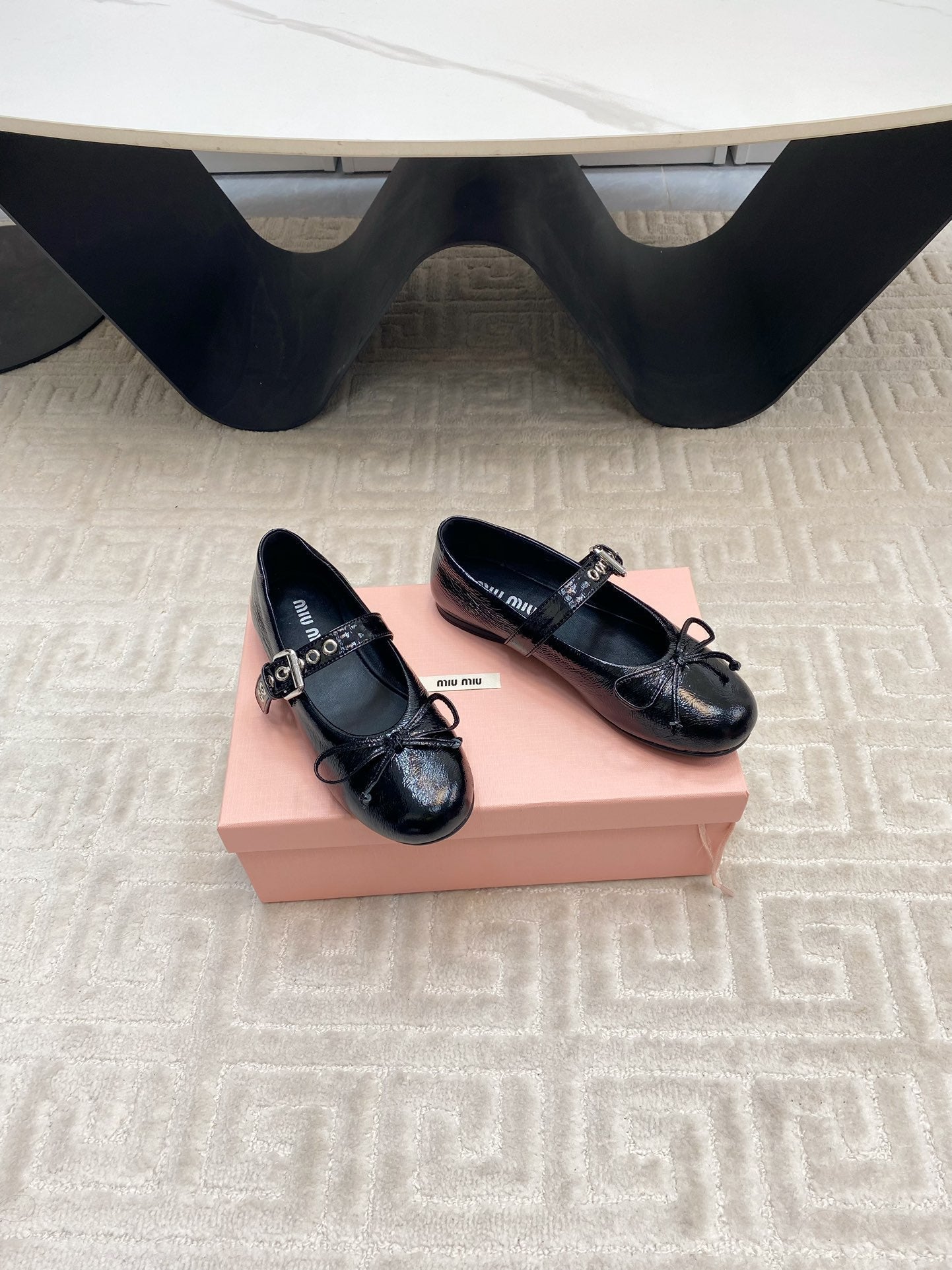 BOW MARY JANE FLAT IN BLACK NAPLAK LAMBSKIN - 35
