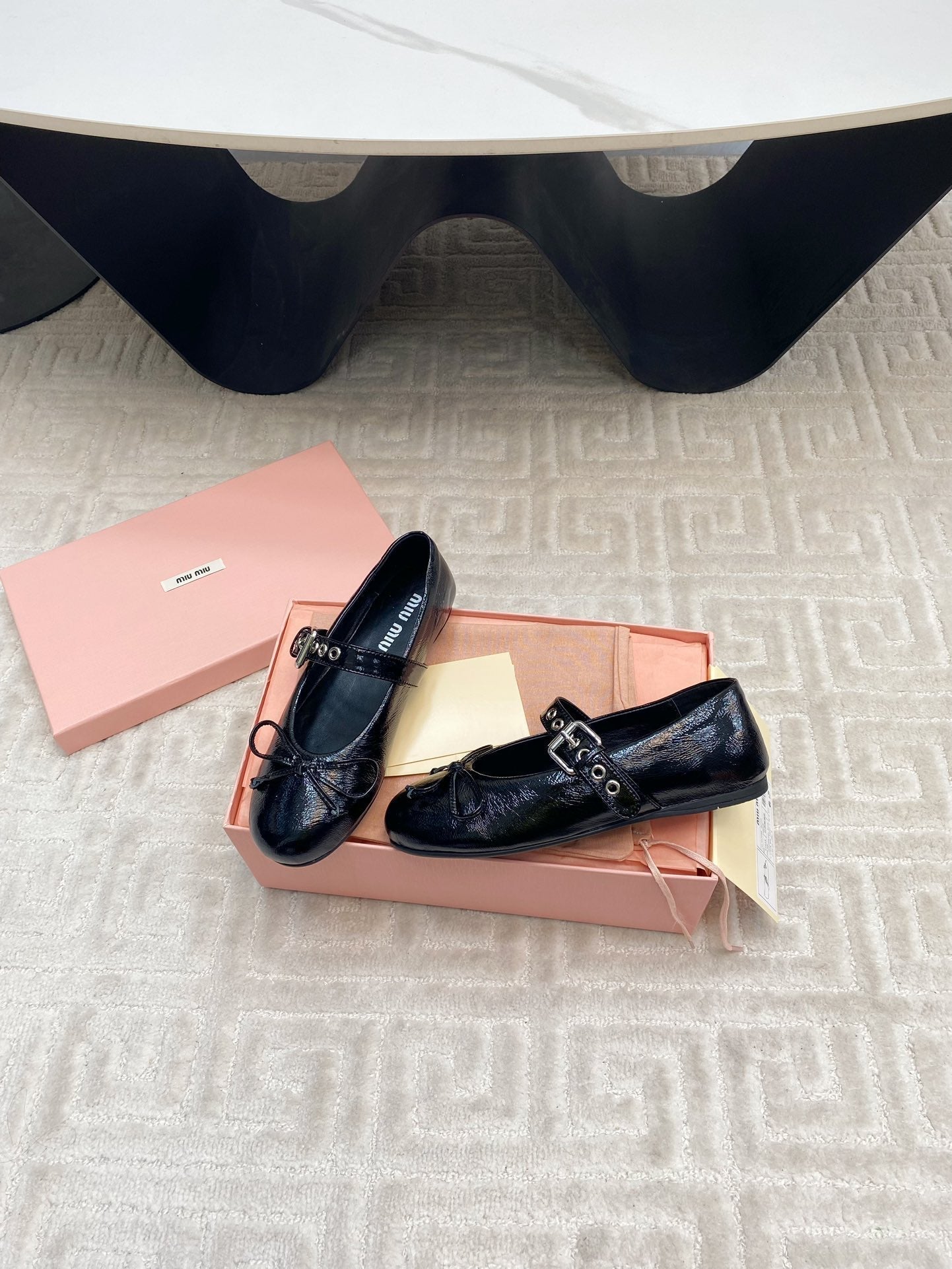 BOW MARY JANE FLAT IN BLACK NAPLAK LAMBSKIN - 35