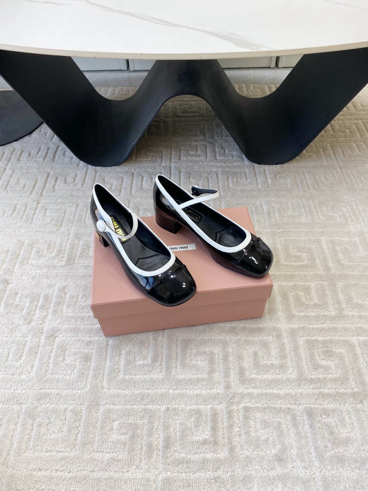 MARY JANE PUMPS IN BLACK GLOSSY SHEEPSKIN - 35