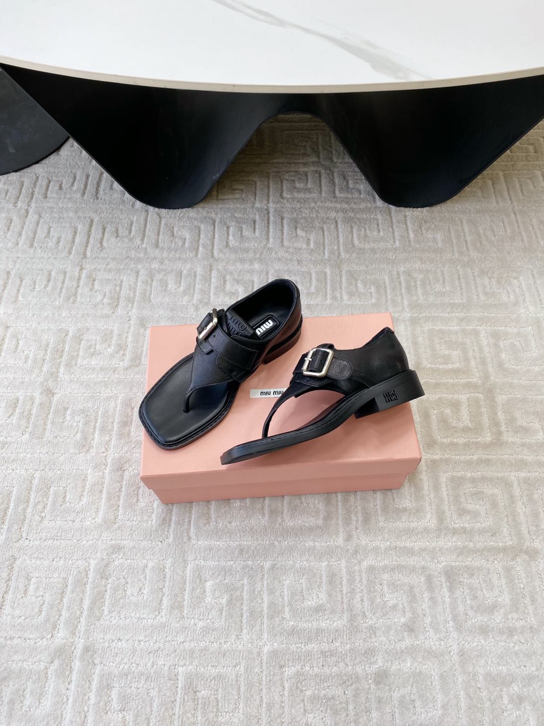 THONG SANDALS IN BLACK LAMBSKIN WITH SILVER BUCKLE - 35