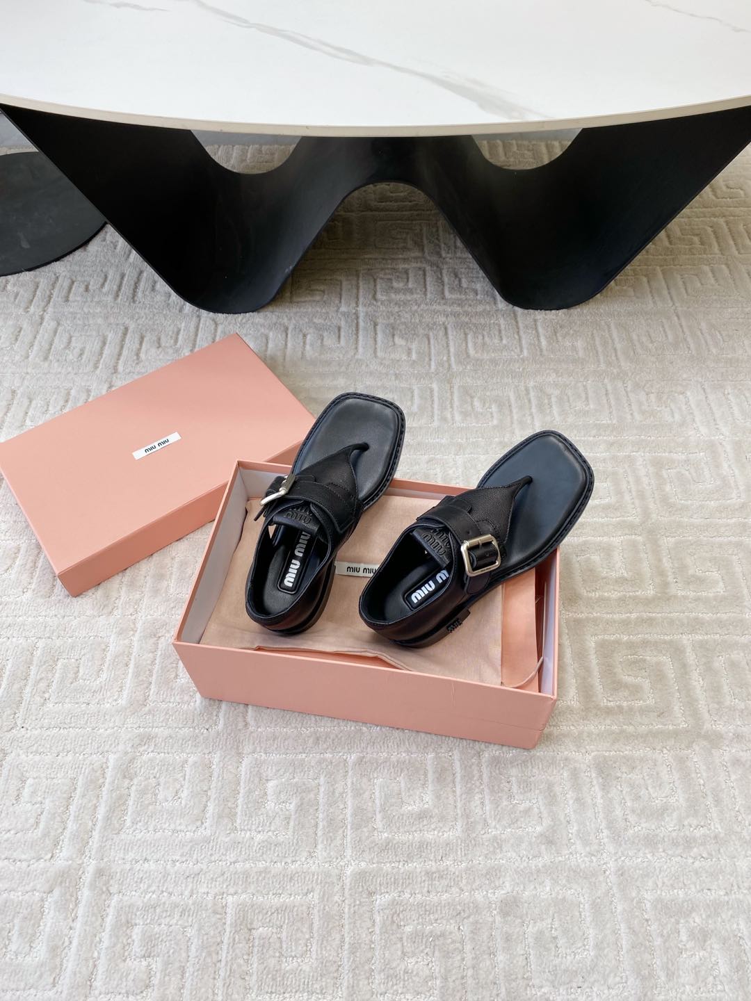 THONG SANDALS IN BLACK LAMBSKIN WITH SILVER BUCKLE - 35