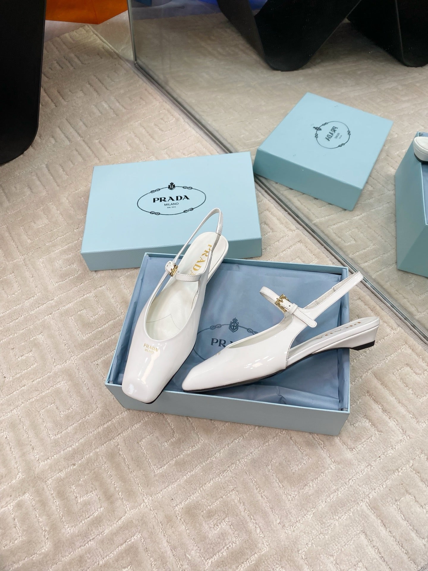 MARY JANE SLINGBACK SQUARE TOE IN WHITE PATENT SHEEPSKIN - 35