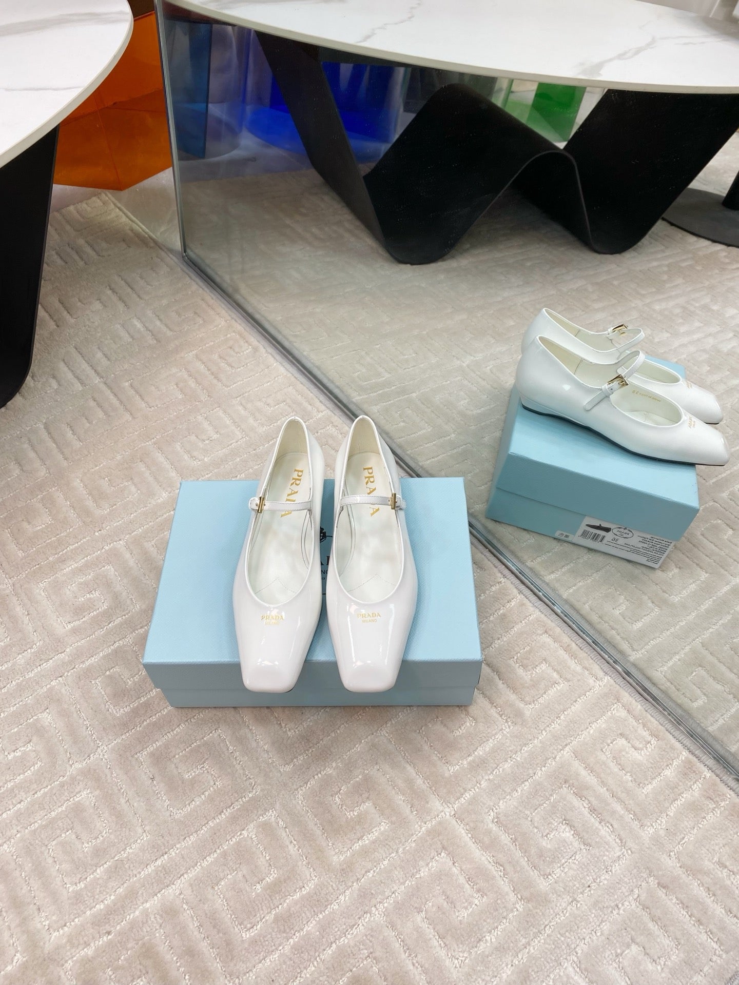 MARY JANE FLATS SQUARE TOE IN WHITE PATENT SHEEPSKIN - 35