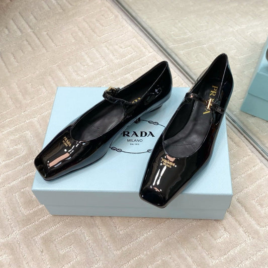 MARY JANE FLATS SQUARE TOE IN BLACK PATENT SHEEPSKIN - 35