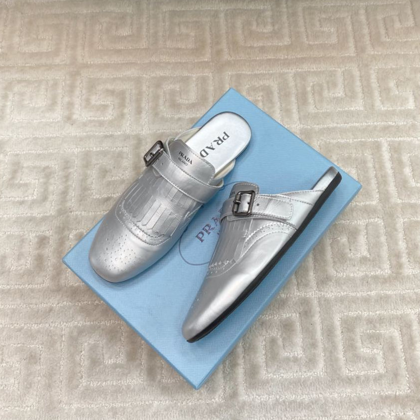TASSEL MULES IN SILVER METALLIC LAMBSKIN - 35