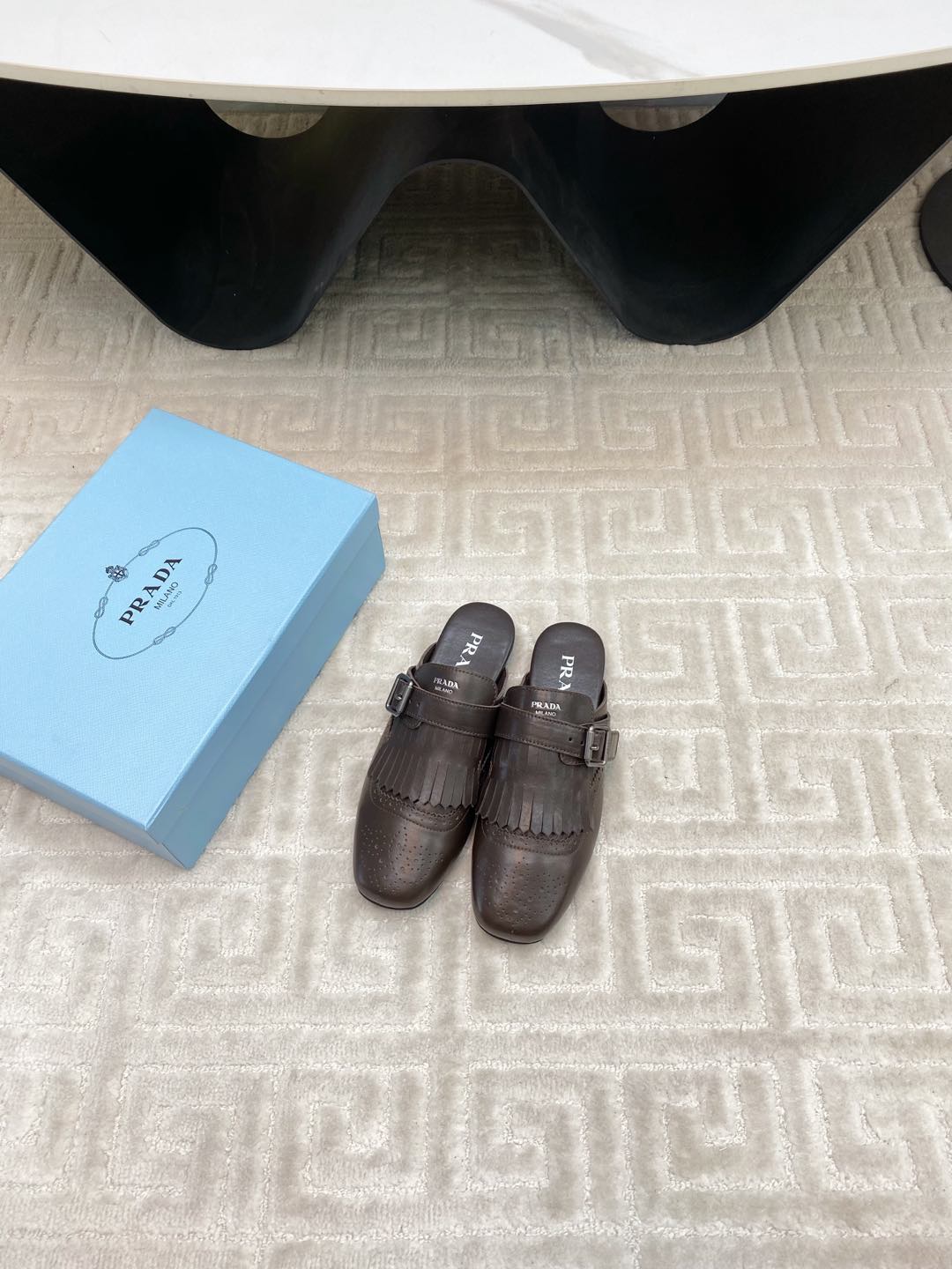 TASSEL MULES IN WALNUT BROWN LAMBSKIN - 35