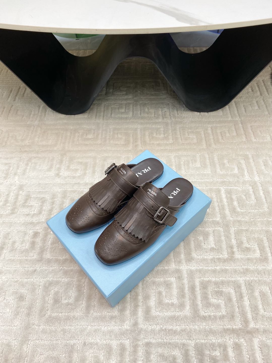 TASSEL MULES IN WALNUT BROWN LAMBSKIN - 35
