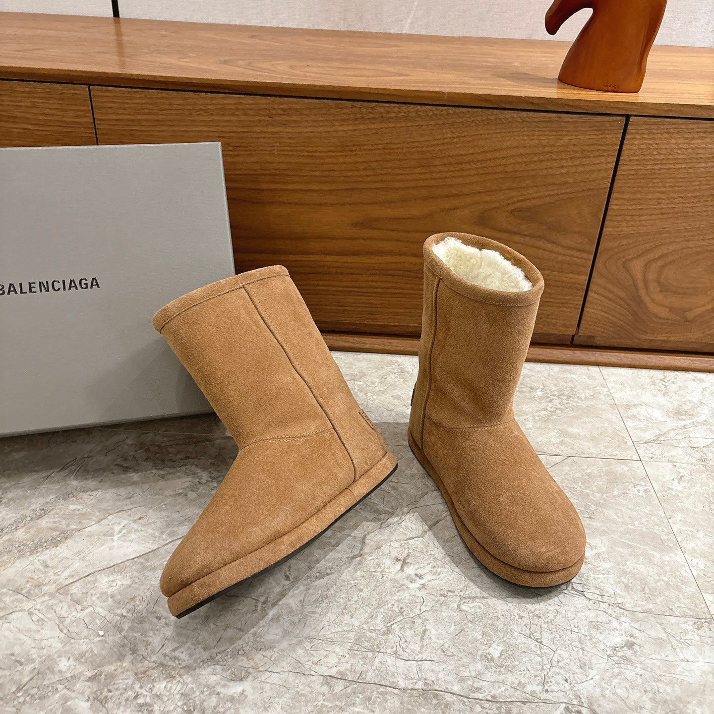 BALENCIAGA 25S ALASKA ANKLE BOOTS IN LIGHT BROWN SUEDE - 35