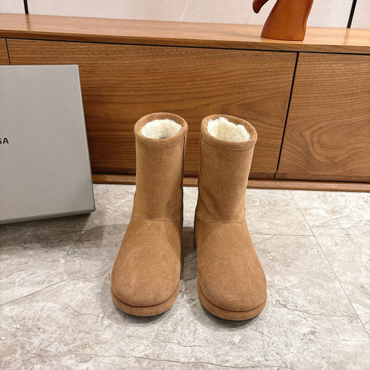 BALENCIAGA 25S ALASKA ANKLE BOOTS IN LIGHT BROWN SUEDE - 35