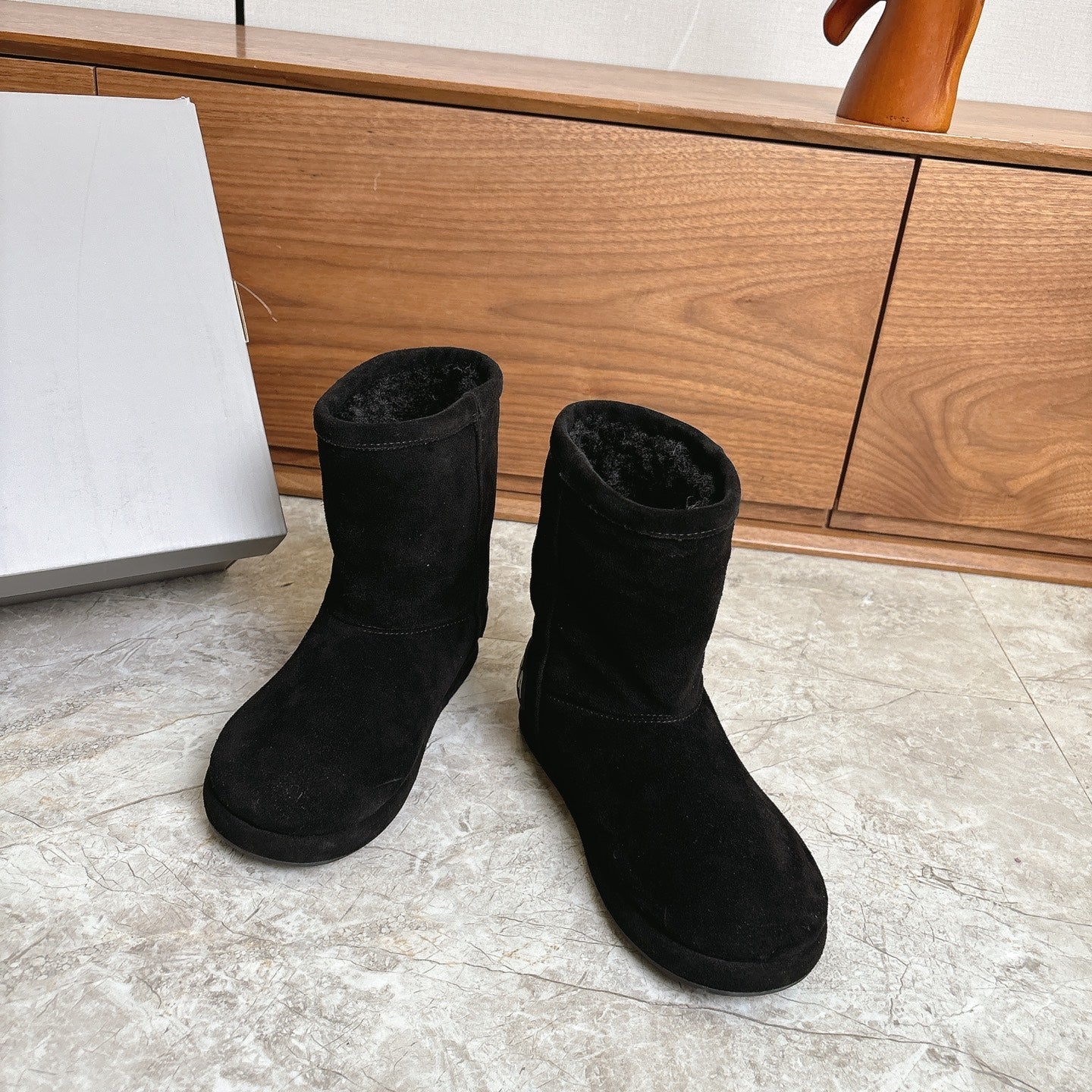 BALENCIAGA 25S ALASKA ANKLE BOOTS IN BLACK SUEDE - 35