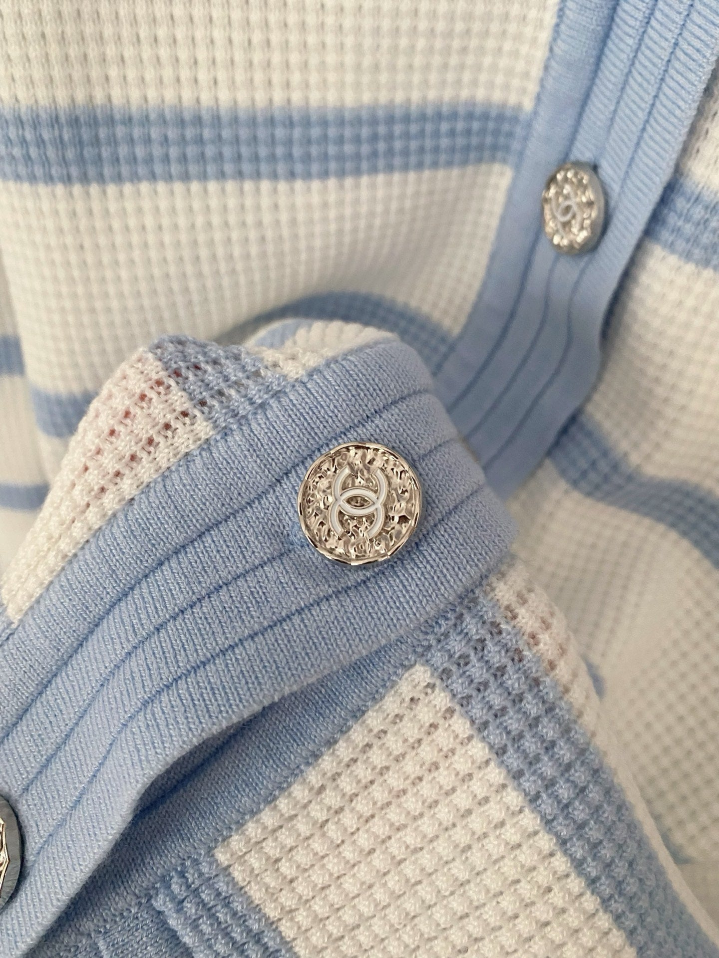 CHANEL 25S CARDIGAN STYLE 139