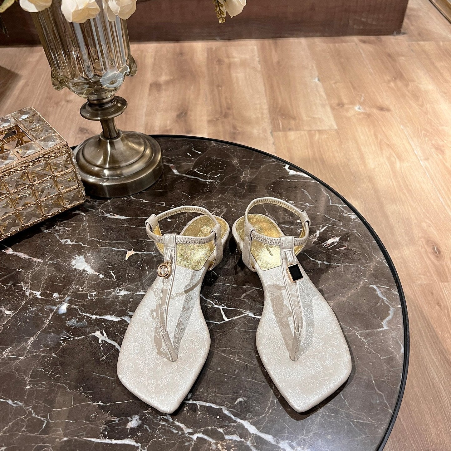 LP MINDIL SANDAL SMOKY WHITE SILK - 35