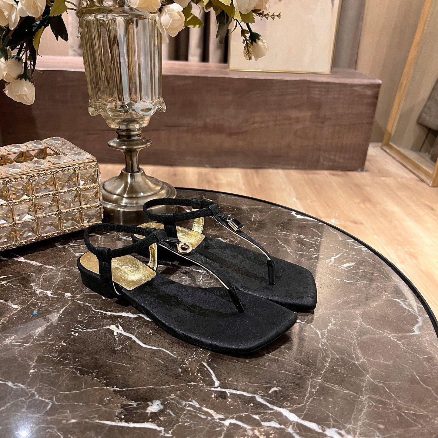 LP MINDIL SANDAL BLACK SILK - 35