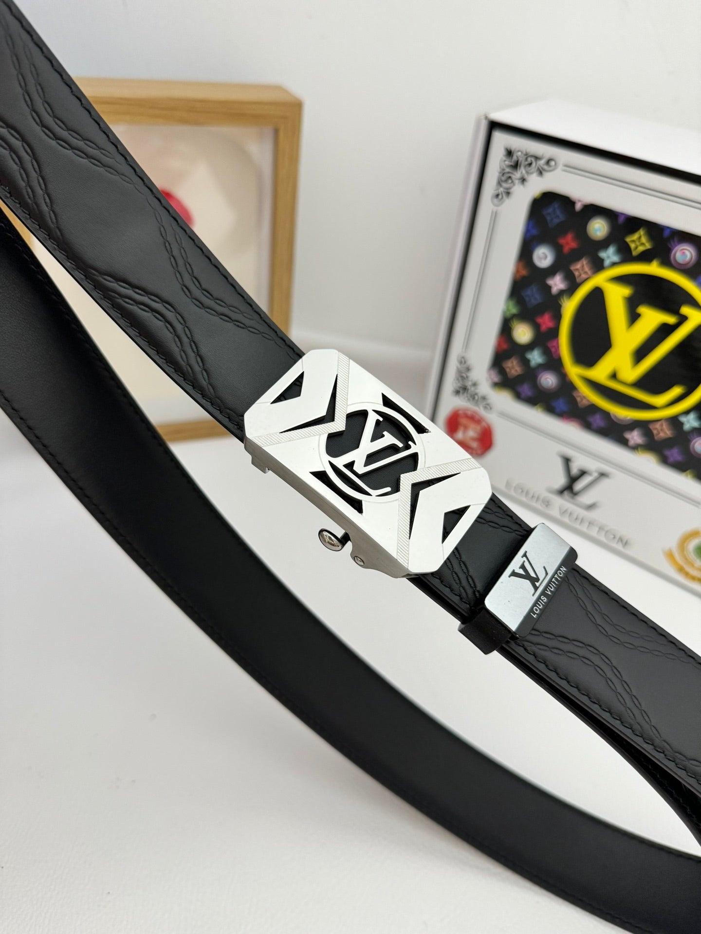 LV 25S BELT 35 MM IN BLACK CALFSKIN 593218 - 26-28