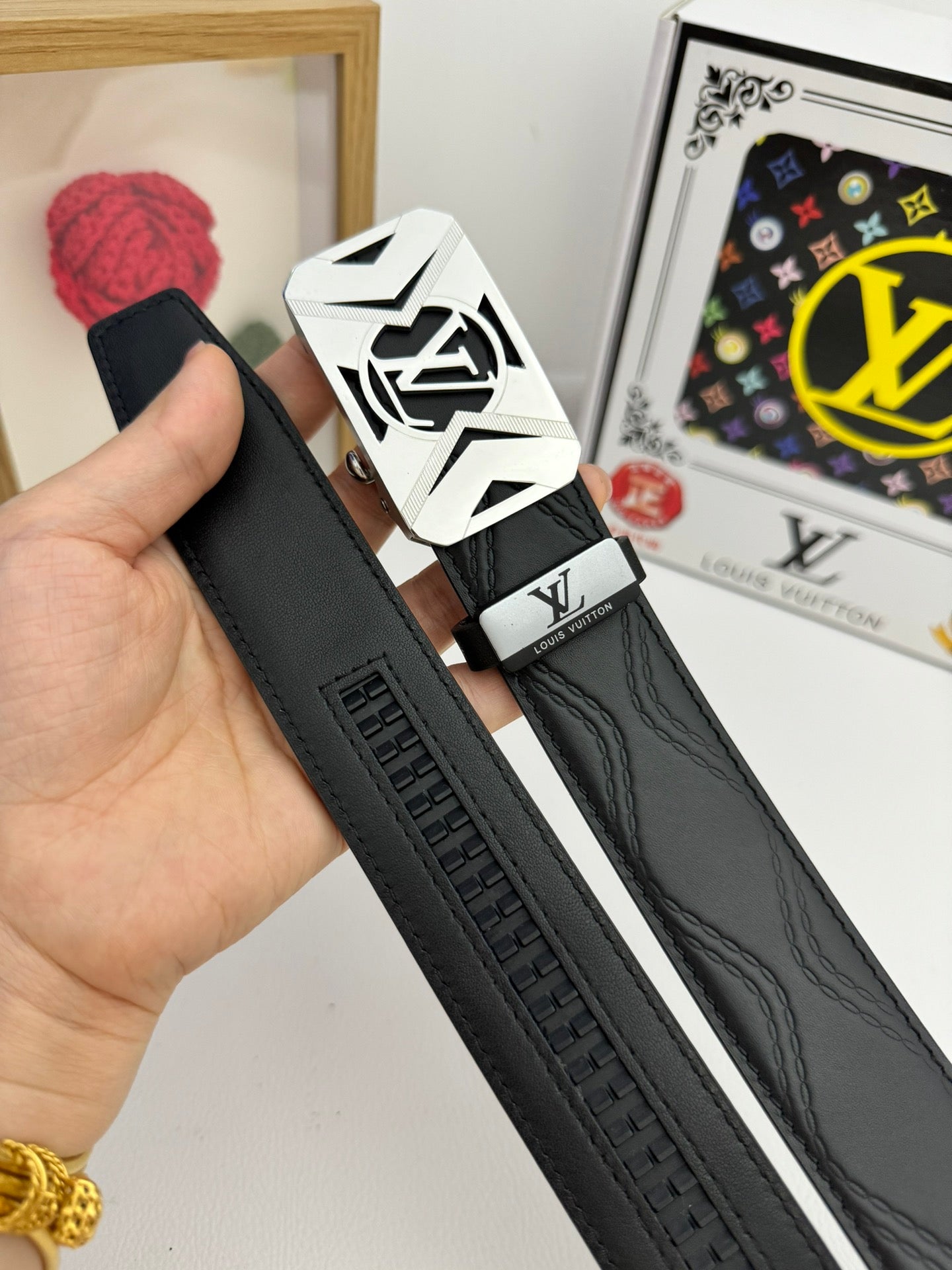 LV 25S BELT 35 MM IN BLACK CALFSKIN 593218 - 26-28