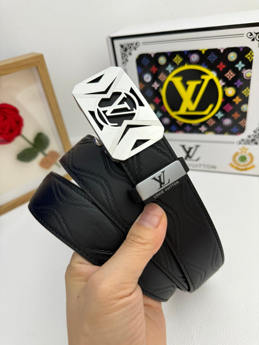 LV 25S BELT 35 MM IN BLACK CALFSKIN 593218 - 26-28